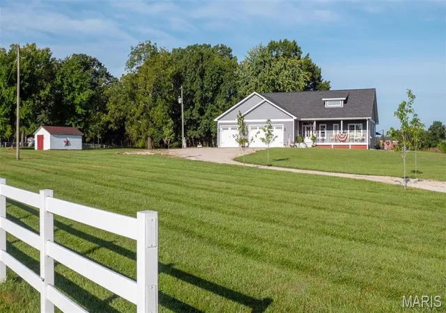 Photo 2 of Single Family Residence at 3893 Hwy Ee, Owensville, MO 65066 | MLS# MIS24054105 |  | Sold on 2025-08-29