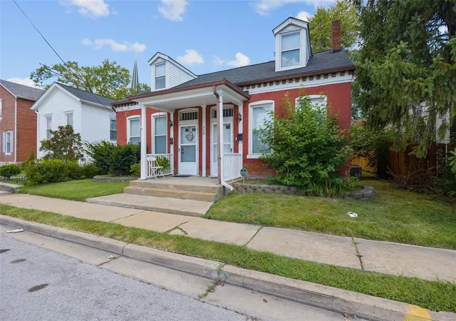 Photo 1 of Multi Family at 558 Madison St, Saint Charles, MO 63301 | MLS# MIS24054399 | | Sold on 2025-01-21