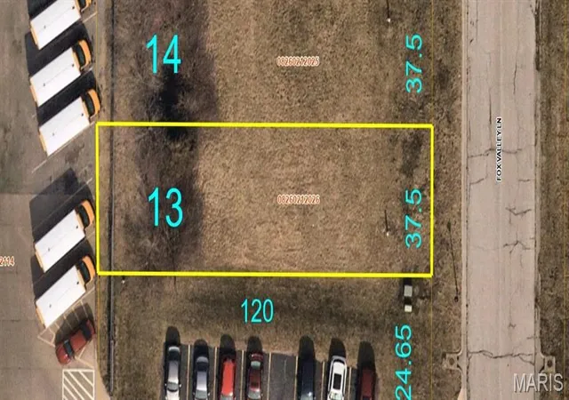 Land for sale at 3509 Fox Valley Ln, Belleville, IL 62220 | MLS# MIS24054492 | Listing updated on 2026-07-29