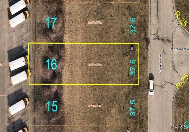 Land for sale at 3429 Fox Valley Ln, Belleville, IL 62220 | MLS# MIS24054509 | Listing updated on 2026-07-29