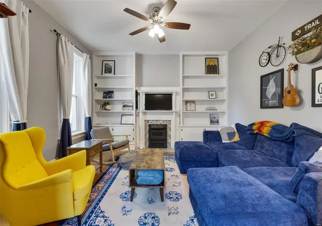 Photo 4 of Single Family Residence at 3204 Portis Ave, Saint Louis, MO 63116 | MLS# MIS24054553 | | Sold on 2024-10-07