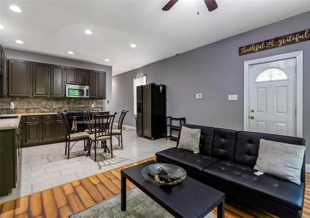 Photo 4 of Single Family Residence at 8308 Pennsylvania Ave, Saint Louis, MO 63111 | MLS# MIS24054796 |  | Sold on 2024-12-30