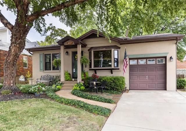 Single Family Residence at 2037 Telegraph Rd, Saint Louis, MO 63125 | MLS# MIS24054917 | | Sold on 2024-10-02