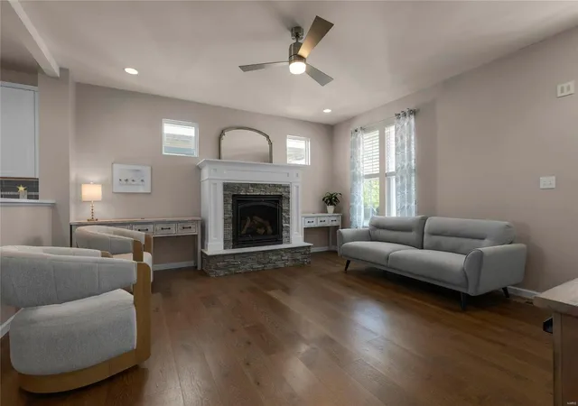 Photo 4 of Single Family Residence at 3258 Meeker St, Saint Charles, MO 63301 | MLS# MIS24055445 |  | Sold on 2024-12-31