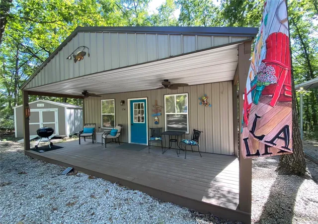 Photo 5 of Single Family Residence at 134 Skyline Dr, New Florence, MO 63363 | MLS# MIS24055677 | | Sold on 2024-10-08
