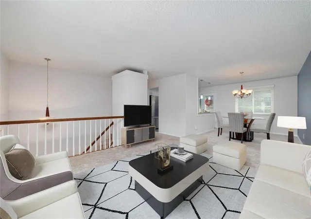 Photo 4 of Single Family Residence at 12155 Prestonpark Ln, Saint Louis, MO 63146 | MLS# MIS24055952 |  | Sold on 2024-10-09