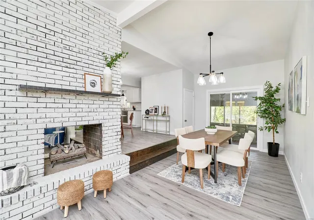 Photo 4 of Single Family Residence at 1411 Pleasantview Dr, Saint Charles, MO 63303 | MLS# MIS24056051 |  | Sold on 2024-12-20