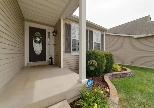 Photo 1 of Single Family Residence at 1734 Briarmanor Dr, Lake Saint Louis, MO 63367 | MLS# MIS24056093 | | Sold on 2024-10-15