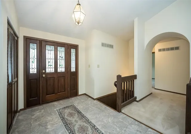 Photo 4 of Single Family Residence at 38 Southern Mill Wy, Saint Peters, MO 63376 | MLS# MIS24056687 | | Sold on 2024-10-09