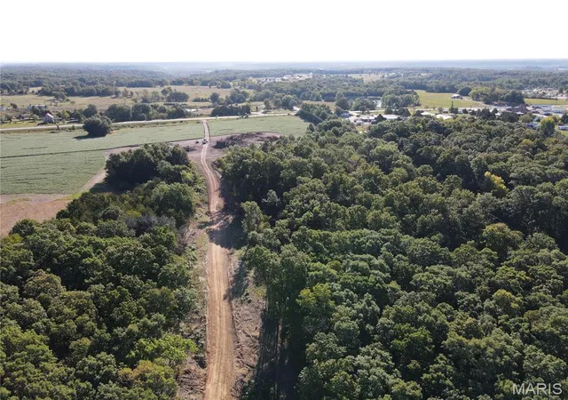 Photo 4 of Land at 6 Appaloosa Trl, Monroe, MO 63456 | MLS# MIS24056969 | | Sold on 2025-08-12