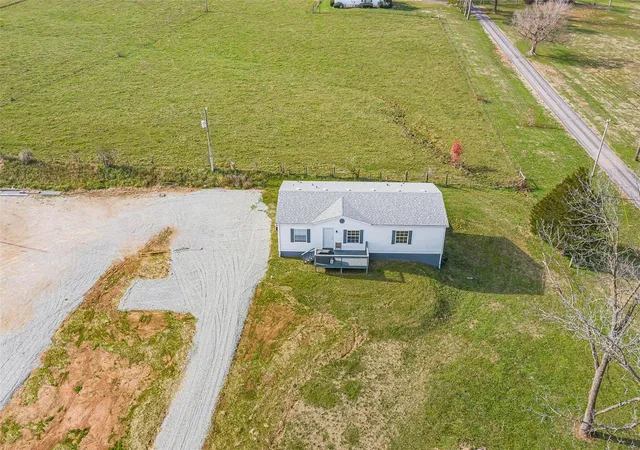 Photo 3 of Single Family Residence at 940 Hwy Oo, Fredericktown, MO 63645 | MLS# MIS24057306 |  | Sold on 2025-04-30