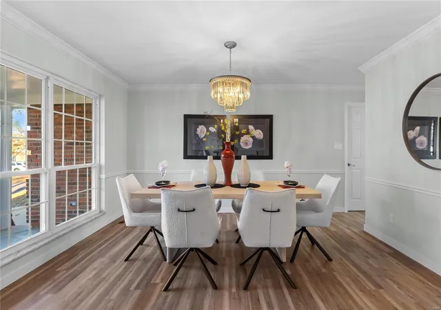 Photo 3 of Single Family Residence at 648 Tarrymore Ln, Saint Louis, MO 63122 | MLS# MIS24057428 | | Sold on 2025-01-15