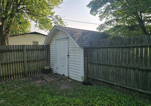 Photo 5 of Land at 814 N Maple St, Vandalia, MO 63382 | MLS# MIS24057526 |  | Sold on 2024-10-07