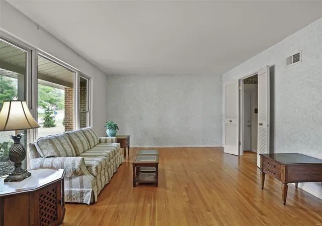 Photo 2 of Single Family Residence at 5296 Faro Dr, Saint Louis, MO 63128 | MLS# MIS24057800 |  | Sold on 2024-10-11