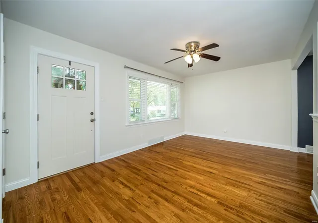 Photo 4 of Single Family Residence at 7841 Adkins Ave, Saint Louis, MO 63123 | MLS# MIS24058067 | | Sold on 2024-10-07