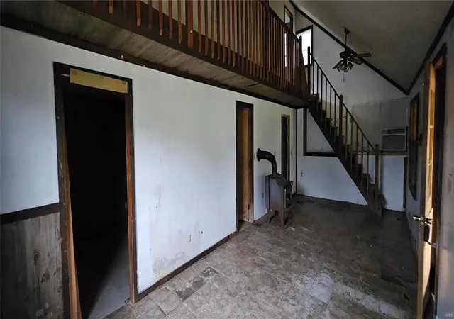 Photo 4 of Single Family Residence at 0 Wesbecher St, Marble Hill, MO 63764 | MLS# MIS24058647 | | Sold on 2025-07-02