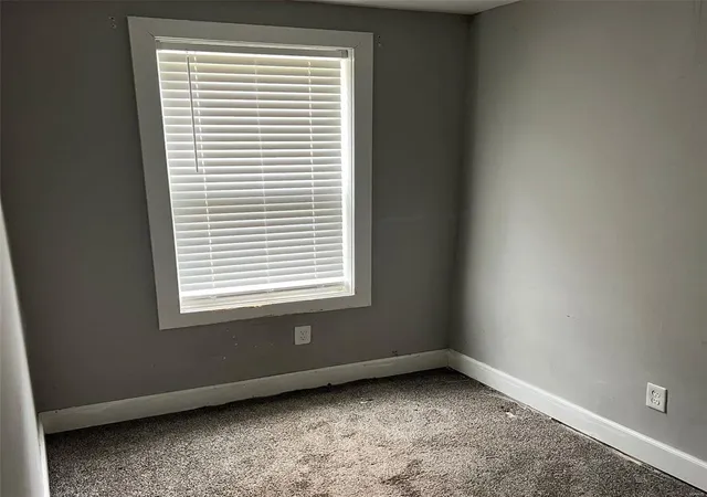 Photo 3 of Single Family Residence at 6222 Carlsbad Ave, Saint Louis, MO 63116 | MLS# MIS24059405 |  | Sold on 2024-11-14