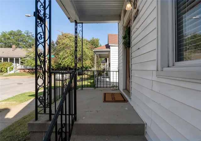 Photo 3 of Single Family Residence at 4741 Milentz Ave, Saint Louis, MO 63116 | MLS# MIS24059567 |  | Sold on 2025-02-27