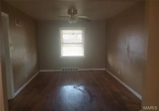 Photo 3 of Single Family Residence at 9423 Pattonwood Dr, Saint Louis, MO 63136 | MLS# MIS24059643 | | Sold on 2025-06-20