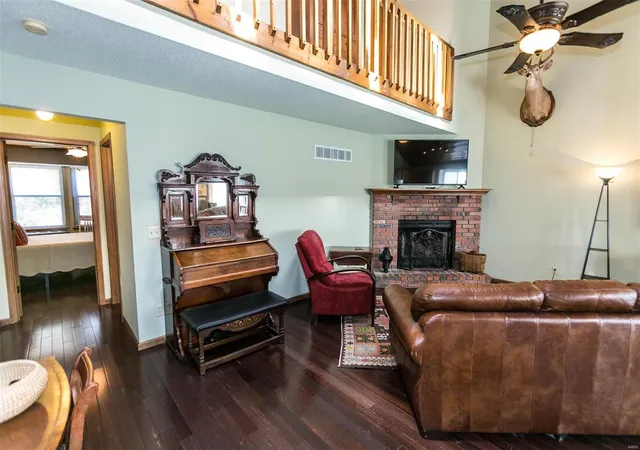 Photo 2 of Condominium at 2112 Avignon Dr #G, Saint Charles, MO 63303 | MLS# MIS24059737 | | Sold on 2025-04-17