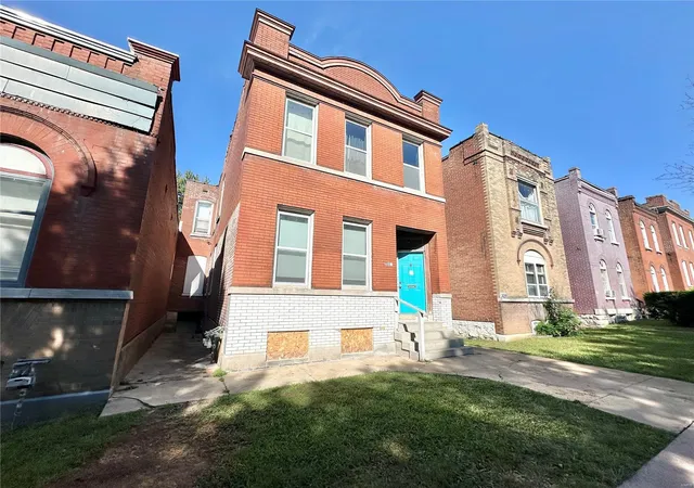 Photo 1 of Multi Family at 3315 Minnesota Ave, Saint Louis, MO 63118 | MLS# MIS24059766 | | Sold on 2025-02-07