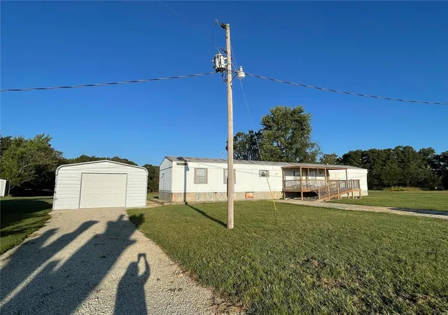 Photo 3 of Single Family Residence at 34031 State Hwy 51, Marble Hill, MO 63764 | MLS# MIS24059818 | | Sold on 2025-05-22