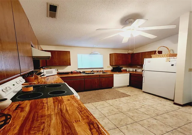 Photo 3 of Condominium at 18976 Pine Lake Rd #D10, Monroe City, MO 63456 | MLS# MIS24059922 | | Sold on 2024-12-30