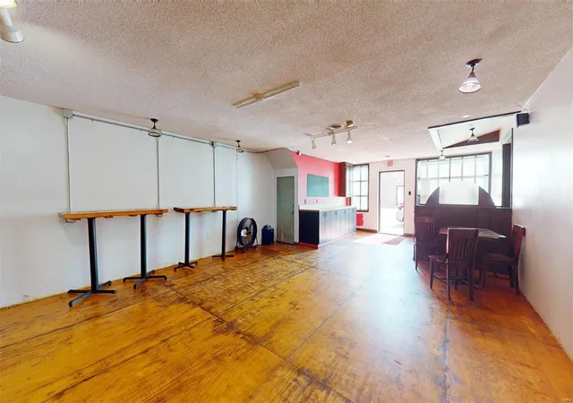 Photo 4 of Multi Family at 6917 S Broadway, Saint Louis, MO 63111 | MLS# MIS24060012 | | Sold on 2025-07-18