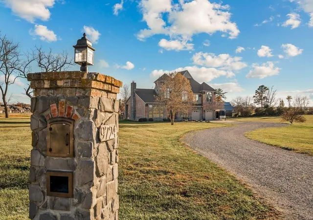 Photo 3 of Single Family Residence at 9724 M- Meadow View Ln, Mountain Grove, MO 65711 | MLS# MIS24060021 | | Sold on 2025-01-31