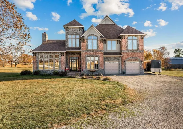 Photo 4 of Single Family Residence at 9724 M- Meadow View Ln, Mountain Grove, MO 65711 | MLS# MIS24060021 | | Sold on 2025-01-31