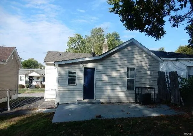 Photo 1 of Single Family Residence at 9928 Meadow Ave, Saint Louis, MO 63125 | MLS# MIS24060517 | | Sold on 2025-05-08
