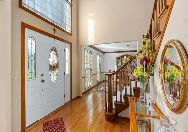 Photo 3 of Single Family Residence at 13441 Pocasset Dr, Saint Louis, MO 63128 | MLS# MIS24060733 | | Sold on 2025-04-10