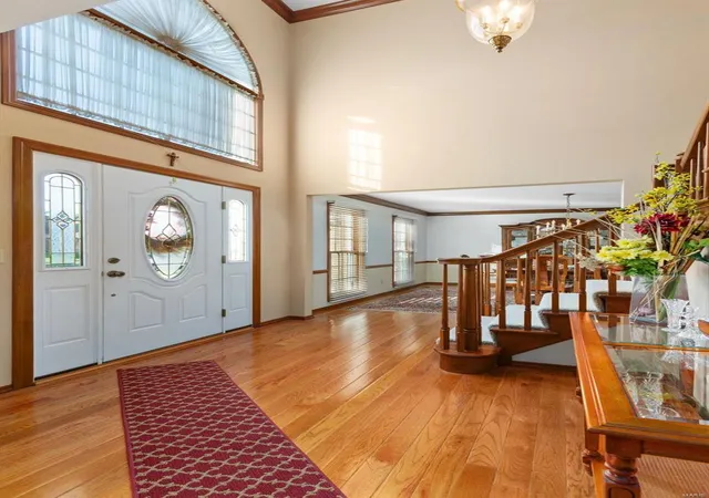 Photo 4 of Single Family Residence at 13441 Pocasset Dr, Saint Louis, MO 63128 | MLS# MIS24060733 | | Sold on 2025-04-10