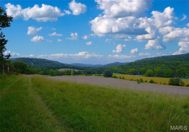 Photo 3 of Farm at 33 Hwy 100, Linn, MO 65051 | MLS# MIS24061198 | | Sold on 2025-09-19