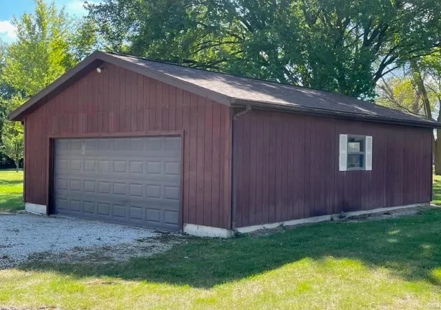 Photo 1 of Single Family Residence at 0 Prosperity St, Monroe City, MO 63456 | MLS# MIS24062004 | | Sold on 2025-05-09