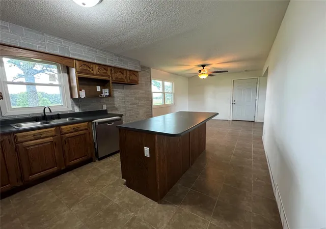 Photo 4 of Single Family Residence at 14755 Mo-72, Patton, MO 63662 | MLS# MIS24062340 | | Sold on 2025-04-18