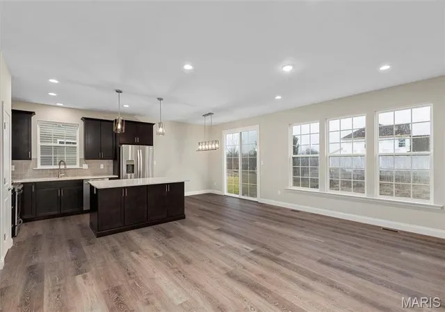 4th image of 1 Lansford @ Ryehill Manor, St Peters, MO 63376 | MLS# MIS24062532