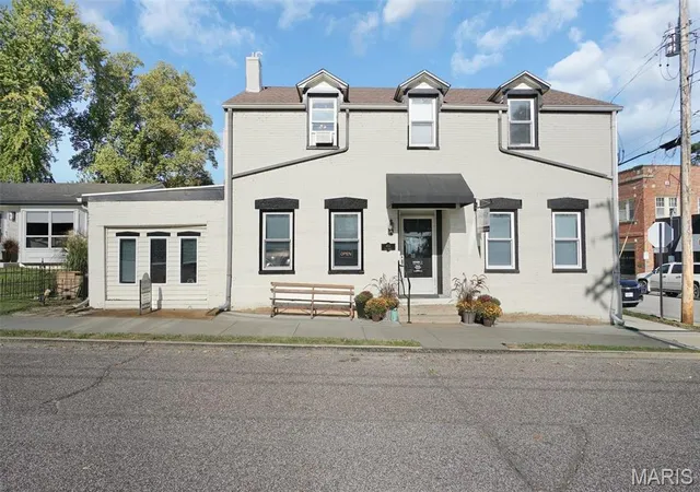 1st image of 401 Elm St, Washington, MO 63090 | MLS# MIS24062649