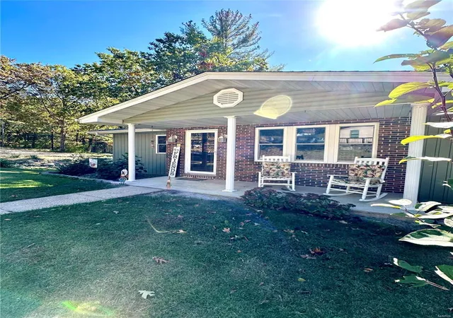 Photo 2 of Single Family Residence at 1712 E Skyline Dr, Owensville, MO 65066 | MLS# MIS24062907 |  | Sold on 2024-12-20