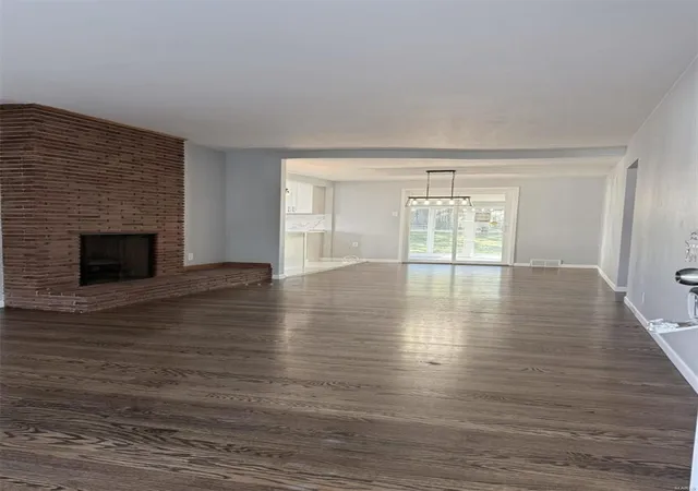 Photo 2 of Single Family Residence at 7459 Ahern Ave, Saint Louis, MO 63130 | MLS# MIS24062928 | | Sold on 2025-08-22