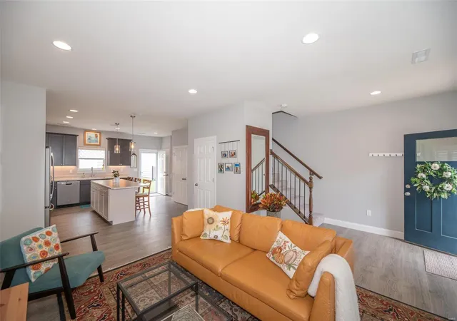 Photo 3 of Single Family Residence at 2119 Boardman St, Saint Louis, MO 63110 | MLS# MIS24062934 | | Sold on 2024-12-19