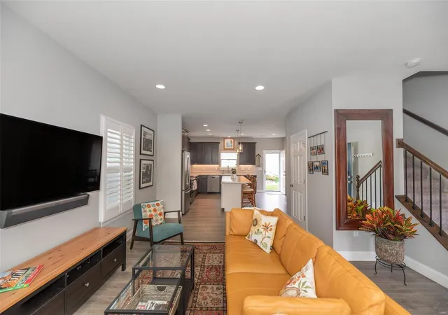 Photo 4 of Single Family Residence at 2119 Boardman St, Saint Louis, MO 63110 | MLS# MIS24062934 | | Sold on 2024-12-19