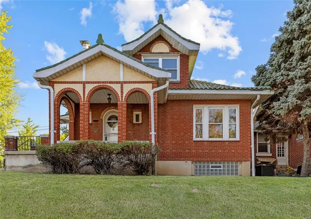 Single Family Residence at 5802 Columbia Ave, Saint Louis, MO 63139 | MLS# MIS24063424 | | Sold on 2025-01-02