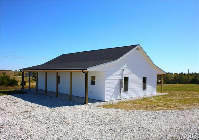 Photo 3 of Single Family Residence at 25 Private Road 2454, Huntsville, MO 65259 | MLS# MIS24063539 | | Sold on 2025-11-07