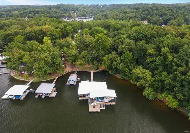 Photo 1 of Single Family Residence at 49 Vacation Hideaway Ln, Sunrise Beach, MO 65079 | MLS# MIS24063749 | | Sold on 2025-02-07