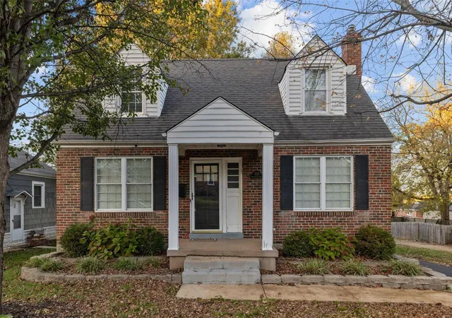 Photo 1 of Single Family Residence at 7225 Nottingham Ave, Saint Louis, MO 63119 | MLS# MIS24063887 | | Sold on 2024-12-19