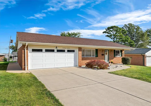 Photo 1 of Single Family Residence at 6843 Ardale Dr, Saint Louis, MO 63123 | MLS# MIS24063934 |  | Sold on 2024-12-18