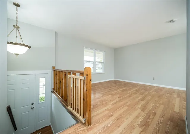 Photo 3 of Single Family Residence at 1440 Navaho Trl, Saint Charles, MO 63304 | MLS# MIS24064207 | | Sold on 2024-12-05