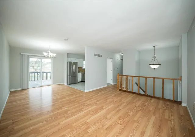 Photo 4 of Single Family Residence at 1440 Navaho Trl, Saint Charles, MO 63304 | MLS# MIS24064207 | | Sold on 2024-12-05