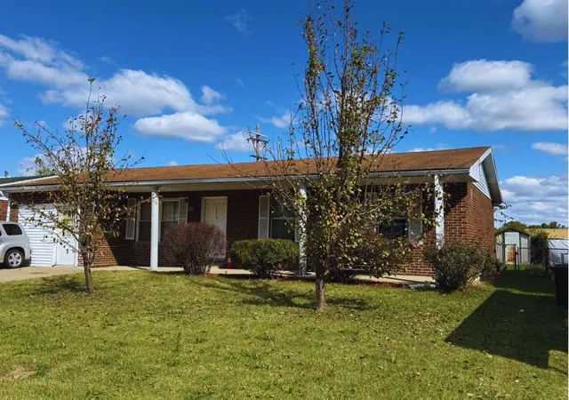 Photo 2 of Single Family Residence at 1415 Doris Ave, East Saint Louis, IL 62206 | MLS# MIS24064443 |  | Sold on 2024-12-20